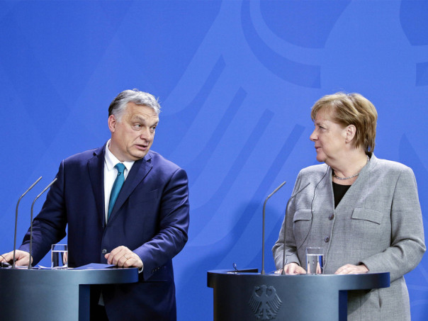 "Она на меня повышала голос чаще, чем жена": Орбан рассказал о работе с Ангелой Меркель