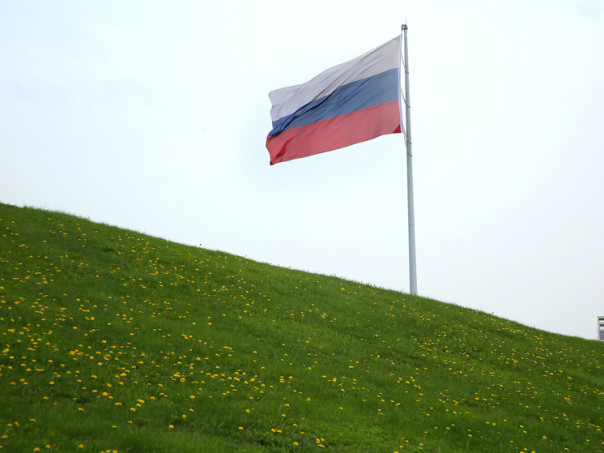 Российский флаг повешен на памятник Махно: освобождение Гуляйполя ждут со дня на день