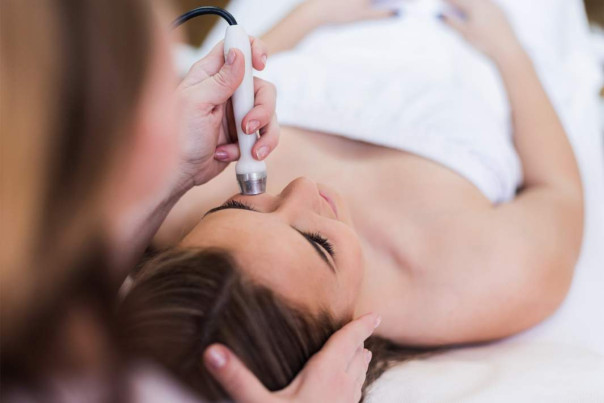 Сами с усами: от фастфуда у школьниц растут волосы на лице