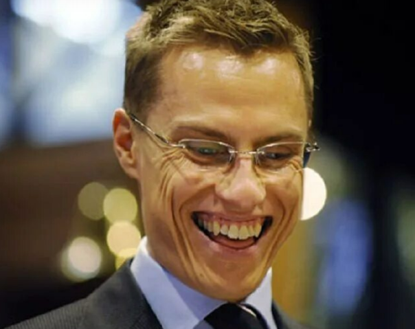 Исторические напёрстки: Из дневника наблюдений политического биолога