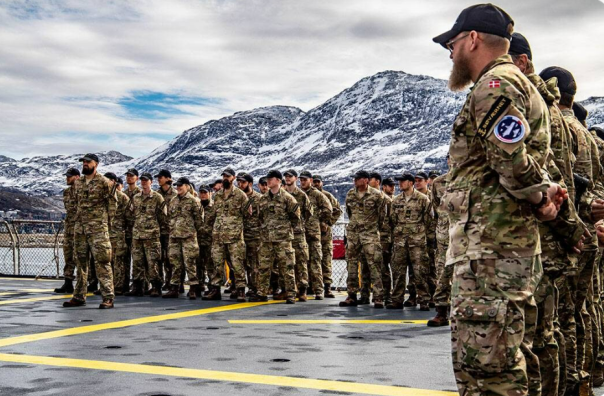 Исторические напёрстки: Из дневника наблюдений политического биолога