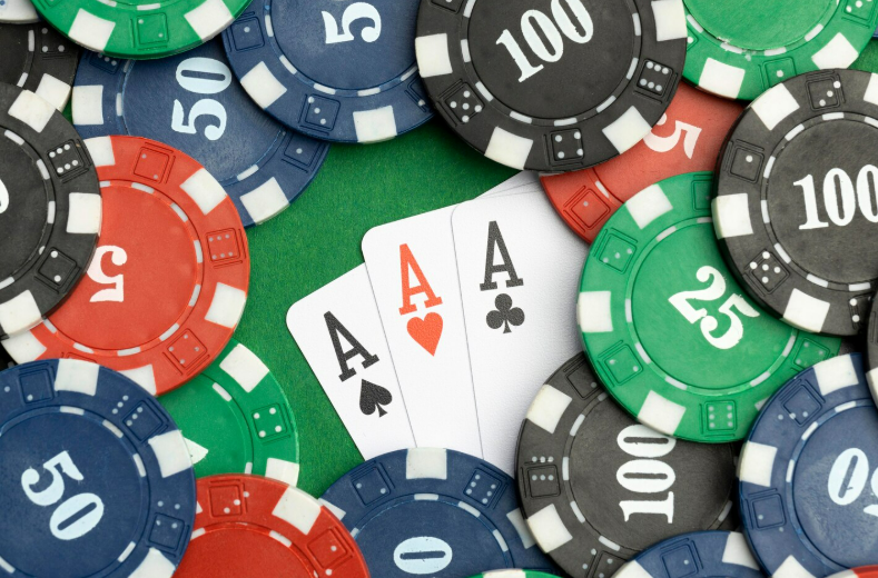 Преимущества онлайн-казино: почему всё больше людей выбирают цифровой азарт