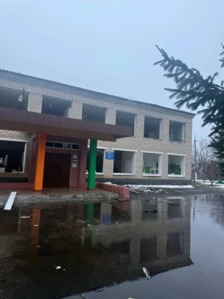 15 человек пострадали при массированной атаке украинских дронов в ЛНР