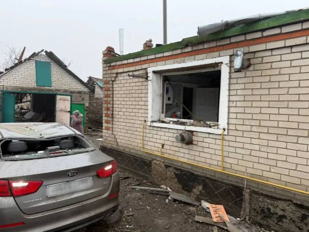 15 человек пострадали при массированной атаке украинских дронов в ЛНР