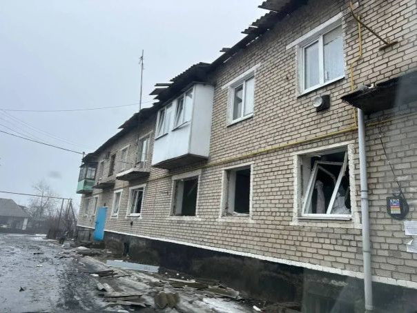 15 человек пострадали при массированной атаке украинских дронов в ЛНР