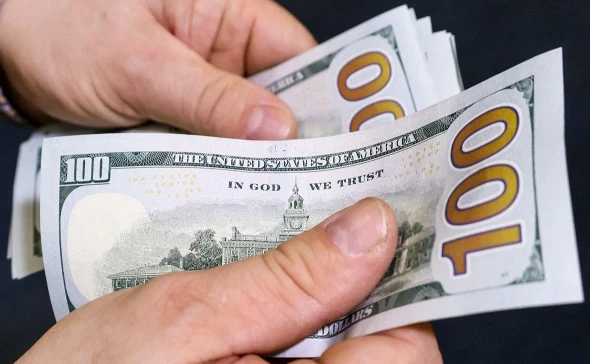 Bloomberg написал об &laquo;ошеломляющей идее&raquo; России для США по доллару