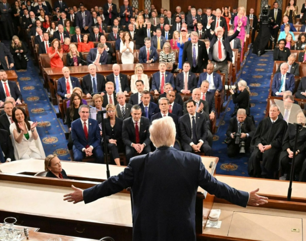 Исторические напёрстки: Санитары Верховного Суда-больной, отдайте палку