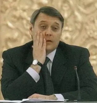 Касьянов в глубоком трауре: Экономика России не падает