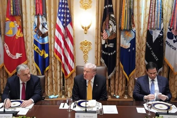 Поможет ли Трамп удержаться у власти Виктору Орбану на выборах в Венгрии?