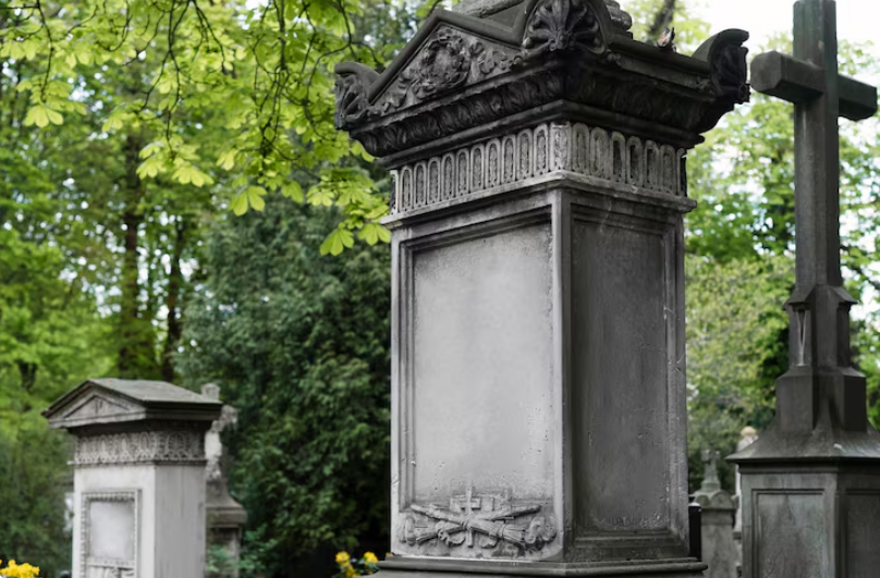 Память без пафоса: как говорить о важном простыми формами