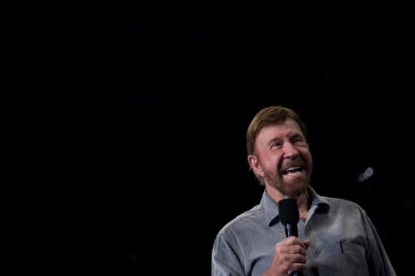 Побеждал в России и досчитал до бесконечности дважды. Факты о Чаке Норрисе