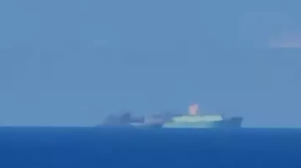 Российский танкер дрейфует в районе Лампедузы