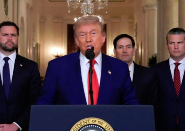 Трамп потребовал от Ирана &laquo;безоговорочной капитуляции&raquo;