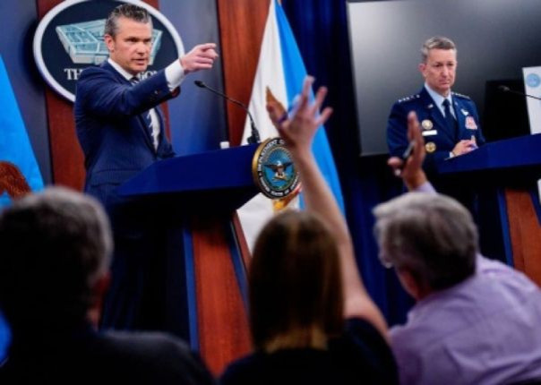 &laquo;Всё намного хуже, чем вы думаете&raquo;: сенаторы об отсутствии у Трампа плана войны с Ираном