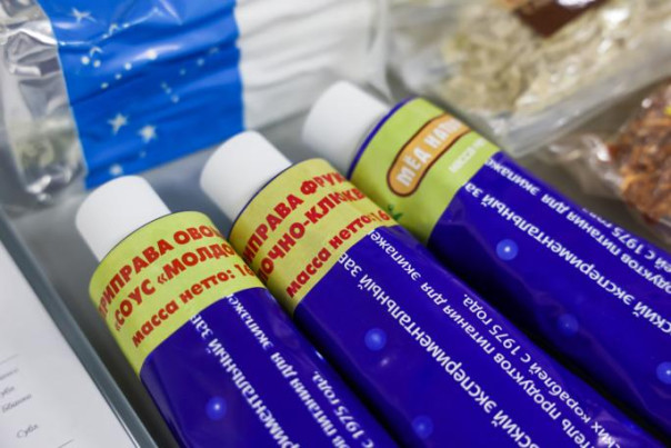 От борща до киселя: из чего состоит рацион российского космонавта