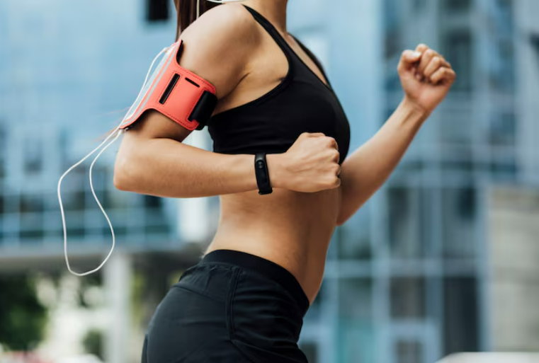 Где заняться спортом в Дегунино: от тренажерного зала до бассейна