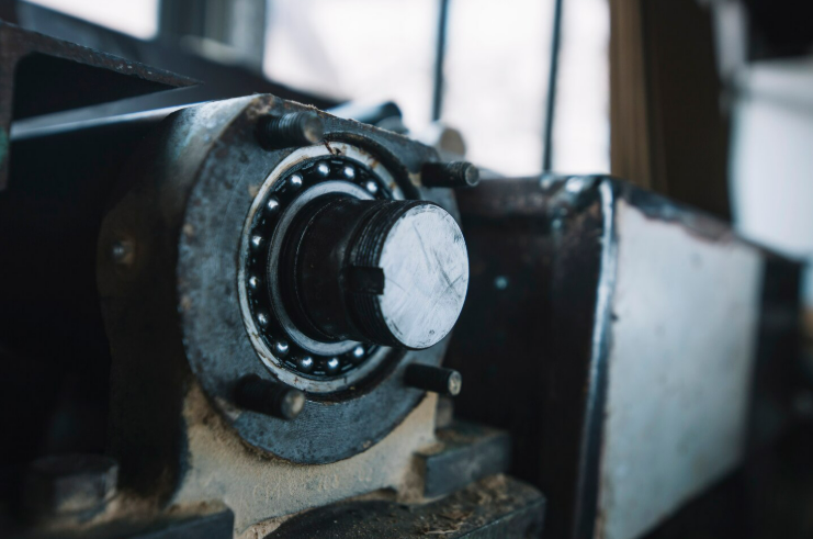 Промышленные поршневые компрессоры: особенности, преимущества и применение