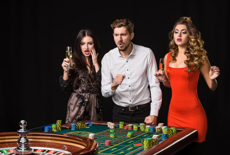 Онлайн-казино: мир азарта и выигрышей в интернете