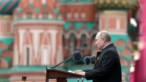 «Запах перемен»: эксперты заговорили о тектонических сдвигах и смене власти в России