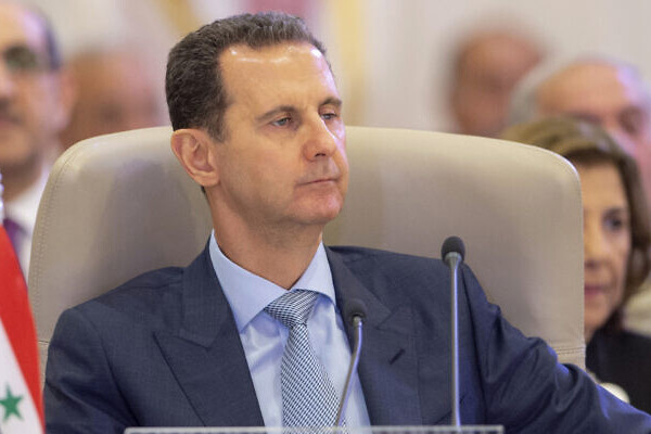 Асад оставил президентский пост и покинул Сирию после переговоров с оппозицией &mdash; МИД РФ