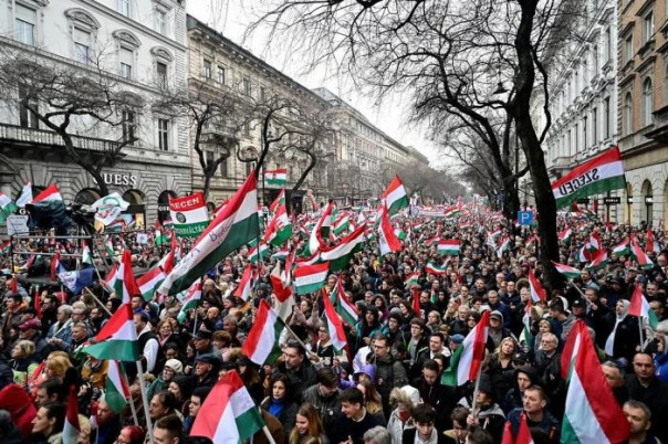 Беспорядки в Венгрии: кто и для чего провоцирует очередной кризис в Восточной Европе?