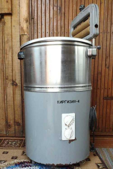 Больше хороших товаров. О товарном "изобилии" при СССР и его распределении