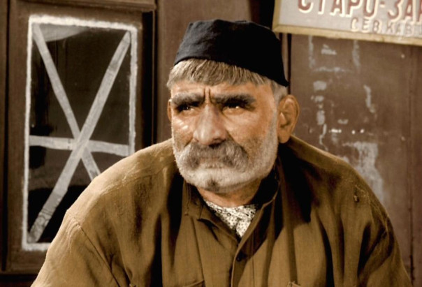 Больше хороших товаров. О товарном "изобилии" при СССР и его распределении