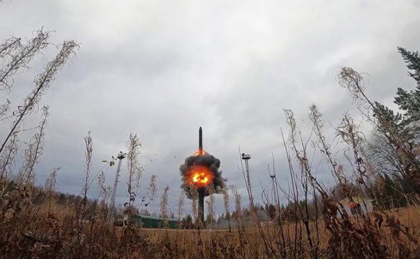 Драго Боснич: Путин не ходит с козырей, тихо наращивая убойную мощь &laquo;Искандера&raquo;, &laquo;Орешника&raquo; и &laquo;Кинжала&raquo;