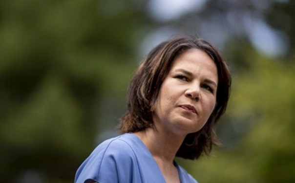 Германия: Бербок злоупотребила &laquo;Женским кодексом&raquo; и была наказана ЦИК