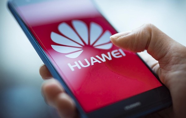 Huawei закрыла онлайн-магазин в России