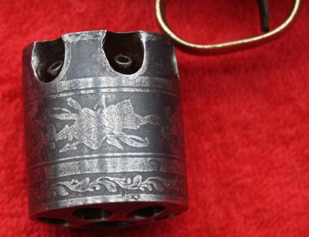 Карманные пистолеты и револьверы