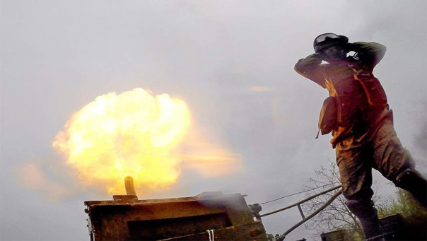 Квартальный счёт: войска штурмуют западную окраину Артёмовска | Брифинг МО РФ