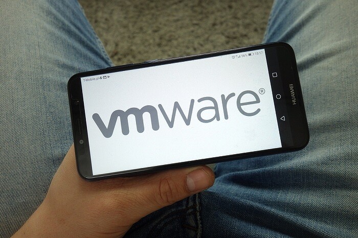 &laquo;Мерлион&raquo; заплатит 80 миллионов из-за бегства из России VMware и проблем ИТ-&laquo;дочки&raquo; &laquo;Роснефти&raquo;