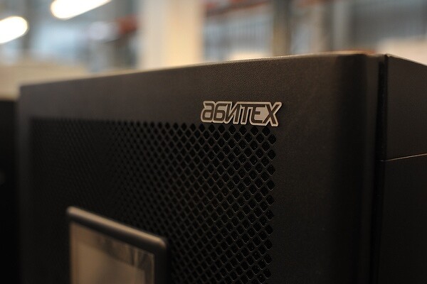 Microsoft тайком продавала свой софт в Россию, игнорируя санкции. Власти США отомстят