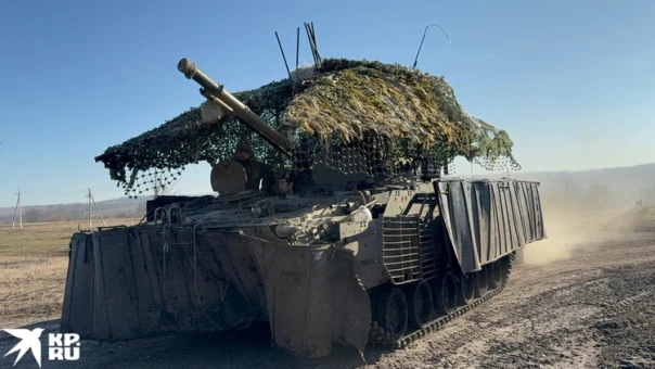 Освобождение Курской области пошло так лихо, что наших штурмовиков приходится притормаживать. Враг-то еще огрызается