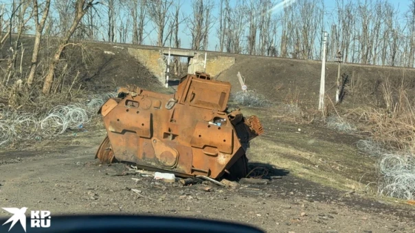 Освобождение Курской области пошло так лихо, что наших штурмовиков приходится притормаживать. Враг-то еще огрызается