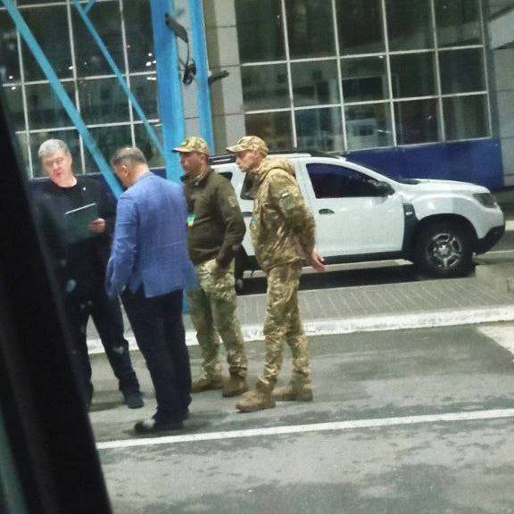 Порошенко остаётся надеяться только на Армию России