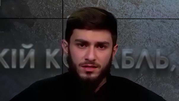 Призывавший убивать детей телеведущий заманивает наемников на Украину