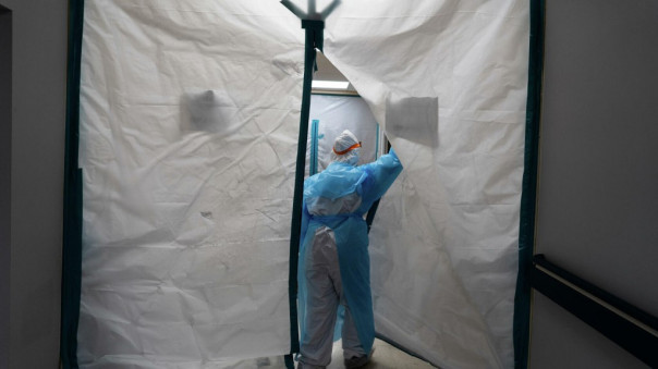 Прожившие в браке 70 лет муж и жена умерли с разницей в пару минут