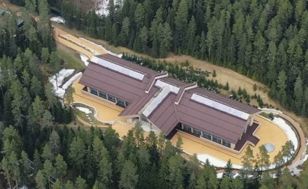 Психическая атака: ВСУ нанесли удар по пустующей резиденции Путина. Зачем?