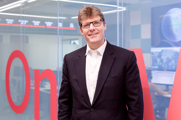 Россия ввела санкции против топ-менеджеров AMD, Netflix и OneWeb