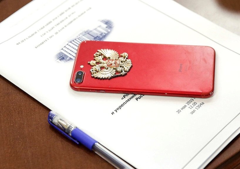 Российская национальная мобильная ОС под угрозой из-за США