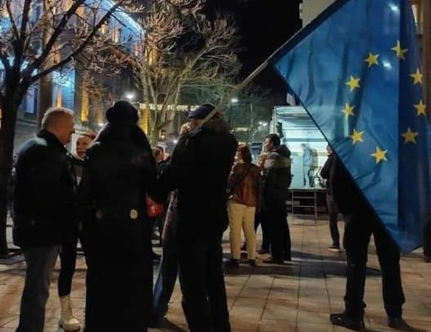 Сербия: попытка переворота по сценарию киевского майдана провалилась