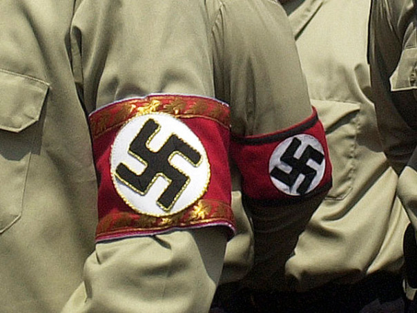 Штраф за свастику в Германии: Украинка сильно удивлена