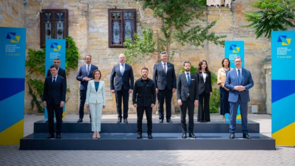 Сумасшедших из Европы, собиравшихся в Одессе, не вылечит никто, кроме Путина