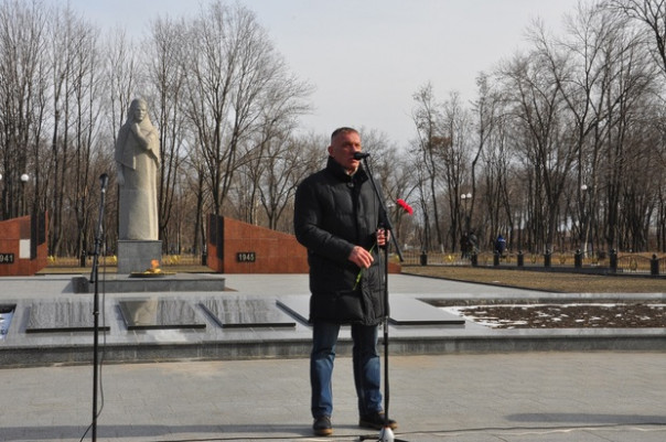 Сводка от НМ ЛНР 16.02.2021. ВСУшники спрятали гранаты и 10 кг тротила в жилом доме в Попасной. ВСУшник лишился руки при изготовлении взрывчатки для БПЛА