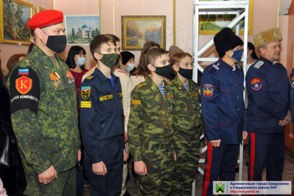 Сводка от НМ ЛНР 16.02.2021. ВСУшники спрятали гранаты и 10 кг тротила в жилом доме в Попасной. ВСУшник лишился руки при изготовлении взрывчатки для БПЛА