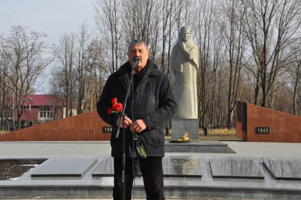 Сводка от НМ ЛНР 16.02.2021. ВСУшники спрятали гранаты и 10 кг тротила в жилом доме в Попасной. ВСУшник лишился руки при изготовлении взрывчатки для БПЛА