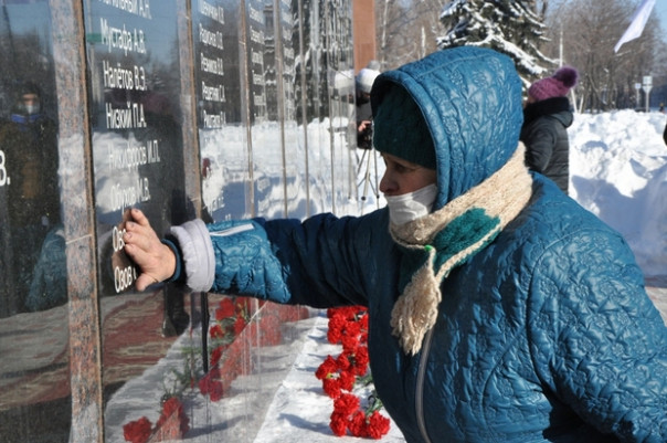 Сводка от НМ ЛНР 21.01.2021. Укрофашисты заминировали дорогу, ведущую к Золотому-5. Два ВСУшника получили обморожения из-за равнодушия командира