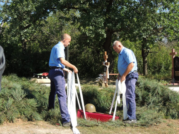 Сводка от УНМ ДНР 09.09.2021. Укрофашисты 7 раз нарушили режим тишины, выпустили по ДНР более 100 боеприпасов, есть раненые и разрушения